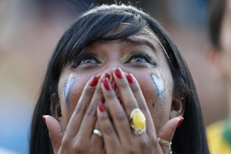 Rất nhiều CĐV gào thét thảm thiết sau thất bại của Brazil. Ảnh minh họa