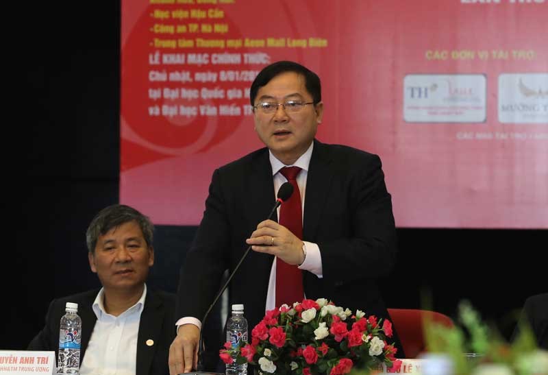 Ông Lê Xuân Sơn – Tổng biên tập Báo Tiền Phong, Trưởng Ban tổ chức Chủ nhật Đỏ 2017 .