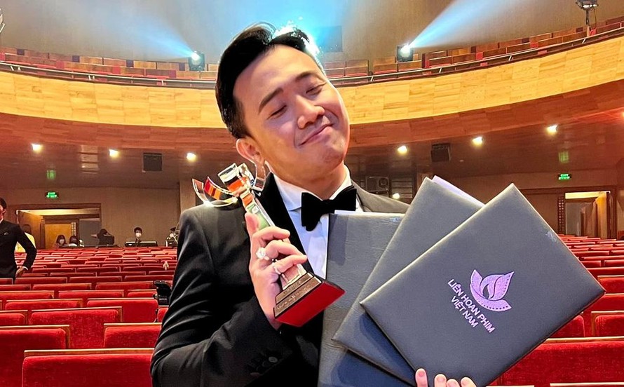 Phim 'Bố Già' của Trấn Thành “càn quét” giải thưởng tại Liên hoan phim Việt Nam 2021