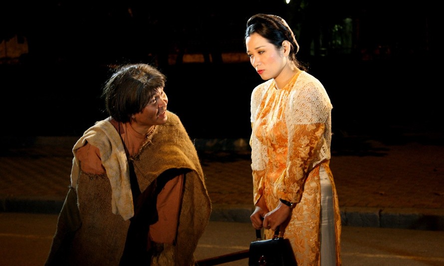 Nghệ sĩ Xuân Hinh và Thanh Thanh Hiền trong một vở diễn