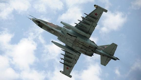 Ai “tuồn” cường kích Su-25 cho Ukraine?
