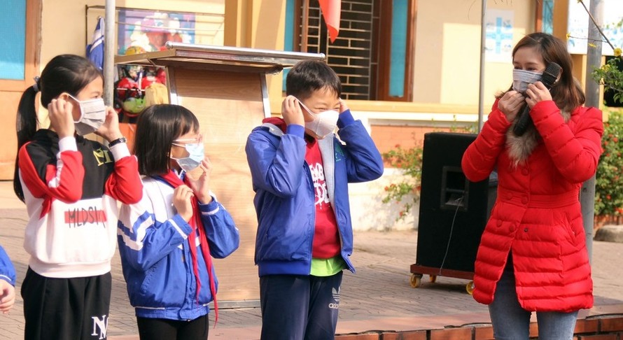Học sinh Nghệ An trở lại trường sau 10 ngày được nghỉ phòng Covid-19