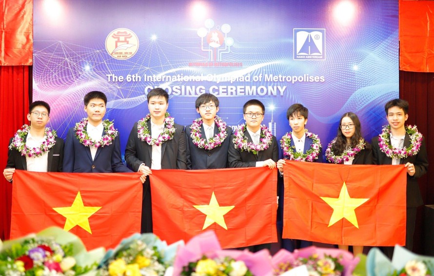 Học sinh Việt Nam giành 7 Huy chương Vàng, Bạc Cuộc thi Olympic Quốc tế IOM.