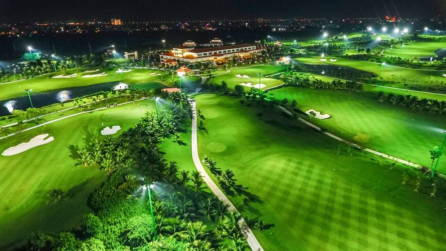 Sân golf Long Biên, quận Long Biên, Hà Nội