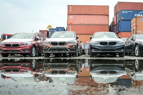 Lô xe BMW nằm cảng Sài Gòn sẽ được tái xuất về Đức