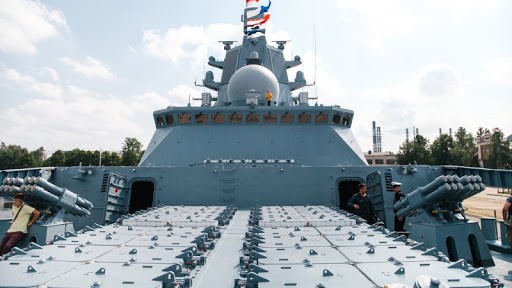 Các ống phóng trên tàu Gorshkov của hải quân Nga