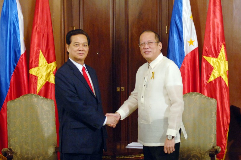 Thủ tướng Nguyễn Tấn Dũng và Tổng thống Philippines tại buổi họp báo sau hội đàm. Ảnh: Hà Nhân