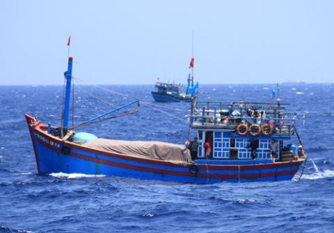 Tàu cá của ngư dân Việt Nam đánh bắt hải sản trên Biển Đông. Ảnh: Báo Đất Việt 