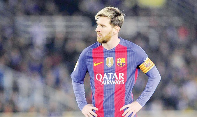 Messi vẫn chưa quyết định gắn bó lâu dài với Barca.