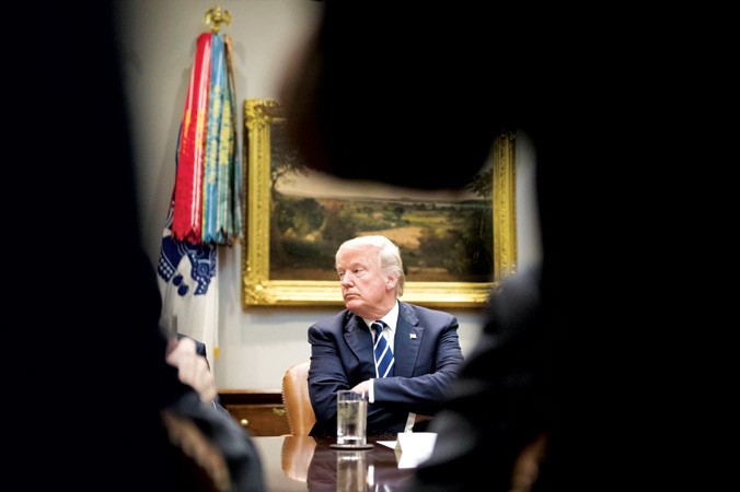 Tổng thống Mỹ Donald Trump trong cuộc họp hôm 11/1. Ảnh: NYT.