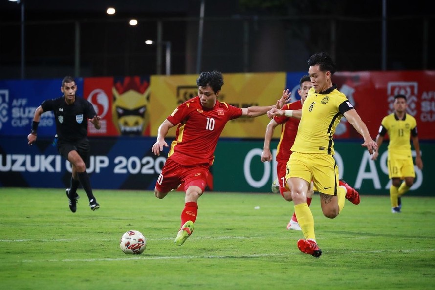 Trung vệ tuyển Malaysia: Đội tuyển Việt Nam đã dạy cho chúng tôi một bài học