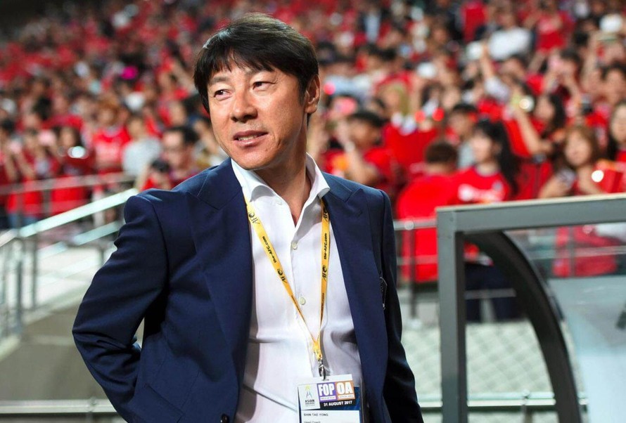 Shin Tae-yong, 'con tắc kè hoa' chiến thuật tại AFF Cup