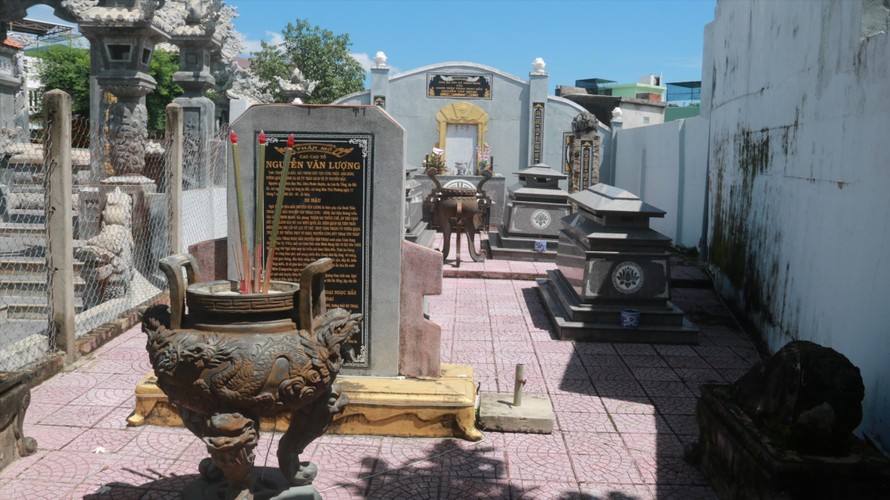 Khu lăng mộ tiền hiền, hậu hiền tại phường Mân Thái (quận Sơn Trà, TP Đà Nẵng)