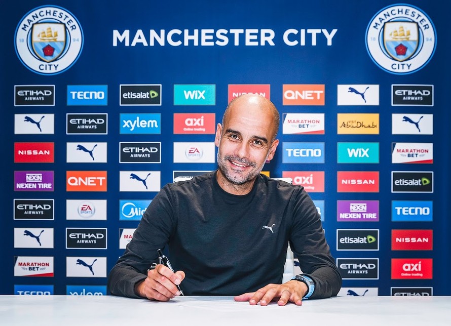 Pep Gυardiola bất ngờ gia hạn hợp đồng với Man City