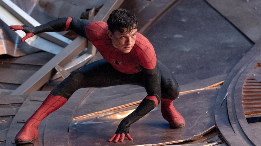 Tom Holland trong phim Spider-Man: No Way Home. Ảnh: Sony Pictures