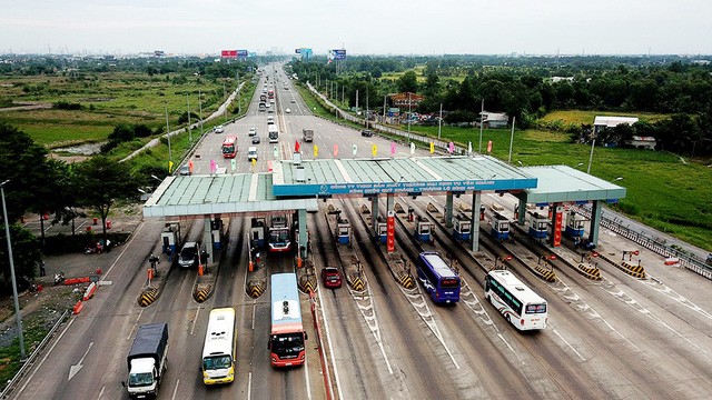 Trạm thu phí cao tốc TPHCM - Trung Lương 