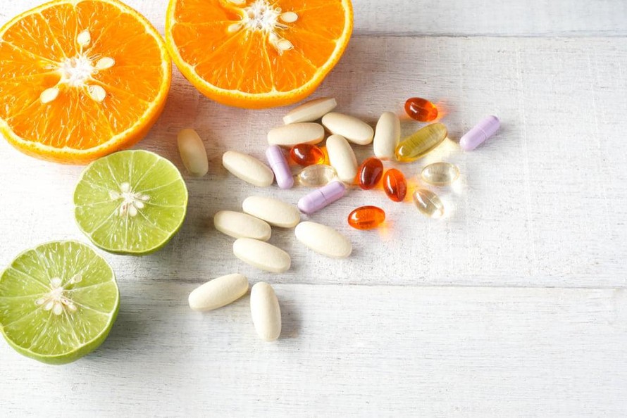 Tác hại 'chết người' khi dùng vitamin C liều cao để phòng COVID-19