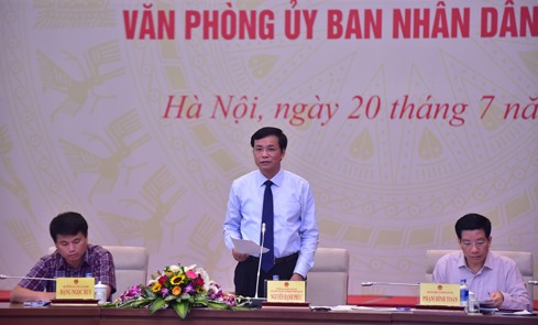 Chủ nhiệm Văn phòng Quốc hội Nguyễn Hạnh Phúc phát biểu tại hội nghị. Ảnh QK
