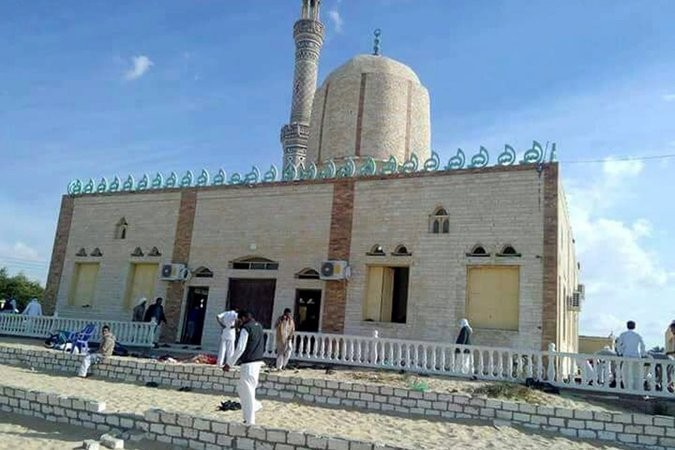 Nhà thờ nơi bị nhóm khủng bố tấn công hôm 24/11. Ảnh: EPA