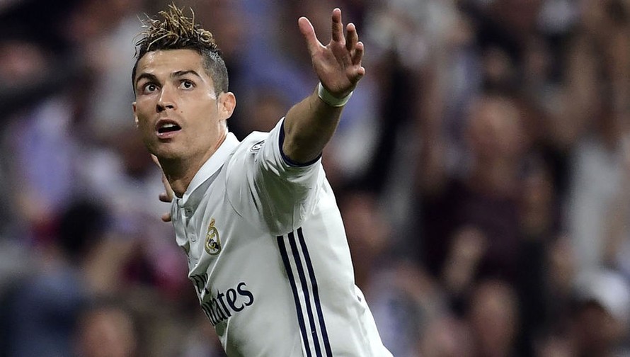 Ronaldo thành “ông vua ghi bàn” ở châu Âu.