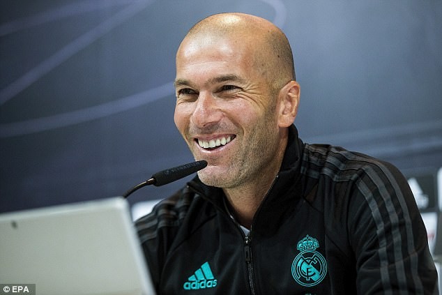 HLV Zidane không lo lắng khi Real Madrid bị dẫn 3-0.