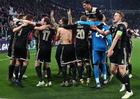 Ajax chính là niềm tự hào của bóng đá Hà Lan lúc này.