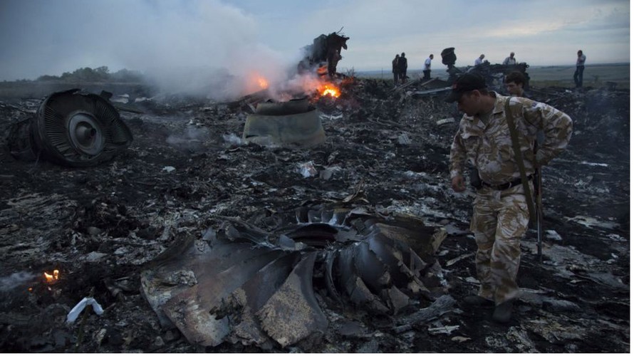 Hiện trường nơi máy bay Boeing 777 của Malaysia rơi ở Ukraine