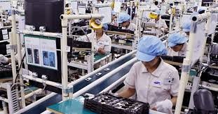 Năng suất lao động Việt Nam thấp hơn Lào vì chủ yếu gia công. Ảnh minh họa
