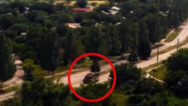 Tên lửa đất đối không Buk được chở tới Ukraine. (Nguồn: BARCROFT) 