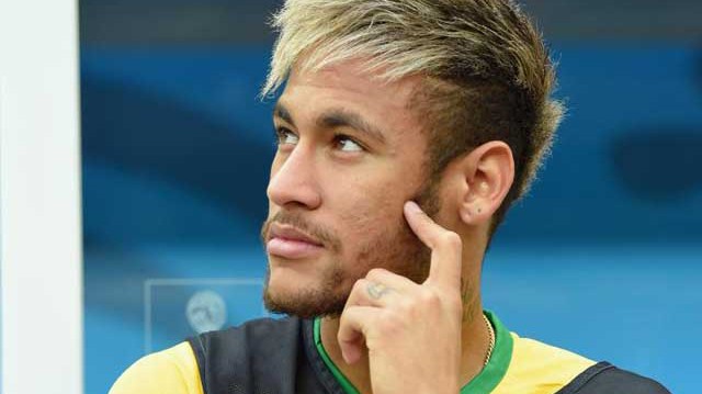 Neymar có một bản năng chơi bóng tự nhiên, không phụ thuộc nhiều vào não