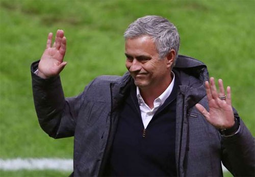 Mourinho giúp Man Utd chơi áp đảo dù không có Ibrahimovic. Ảnh: Reuters.