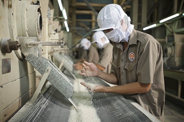 Lùm xùm xuất khẩu gạo: Bộ Công Thương lập đoàn liên ngành kiểm tra gạo tại cảng