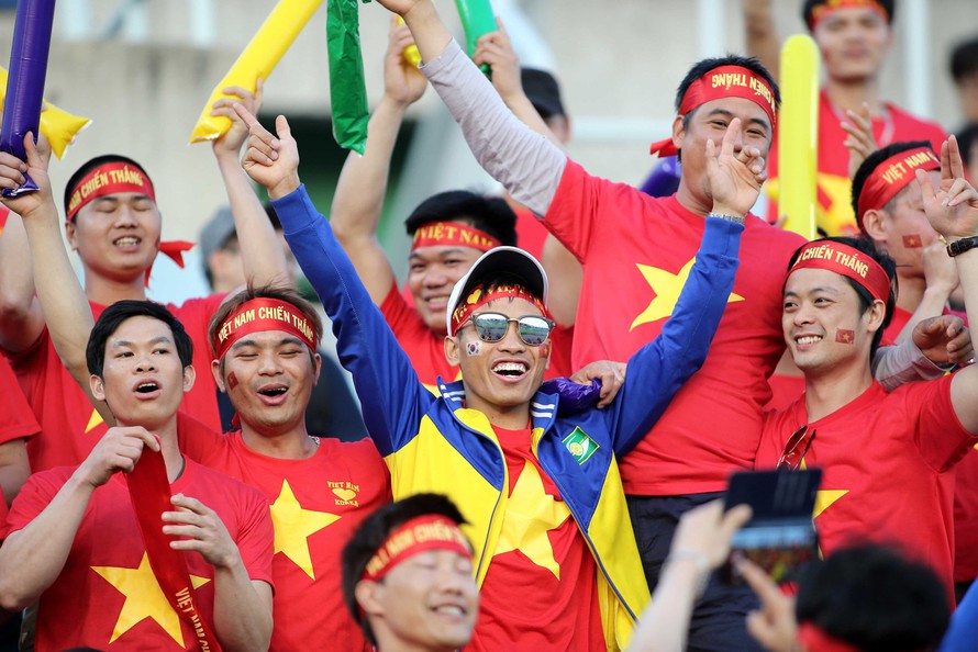 U20 Việt Nam đang nhận được sự cổ vũ nhiệt tình từ người hâm mộ.