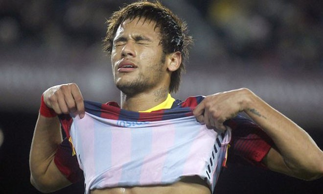 Neymar muốn rời Barcelona. 