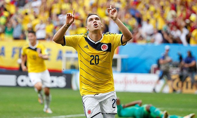 Quintero ăn mừng bàn thắng nâng tỷ số lên 2-0.