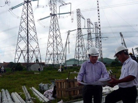 Đường dây 500kV Pleiku - Mỹ Phước - Cầu Bông sắp về đích