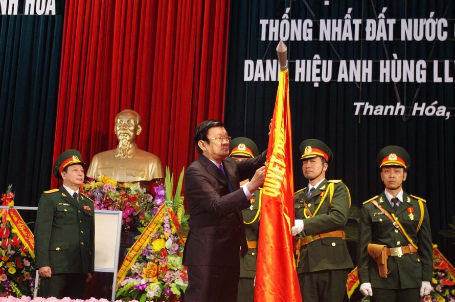 Chủ tịch nước trao danh hiệu Anh hùng LLVT cho Thanh Hóa