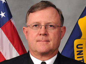 Ông Tim Giardina, phó đô đốc hải quân, người giám sát các lực lượng vũ khí hạt nhân của Mỹ vừa bị sa thải vì đánh bạc