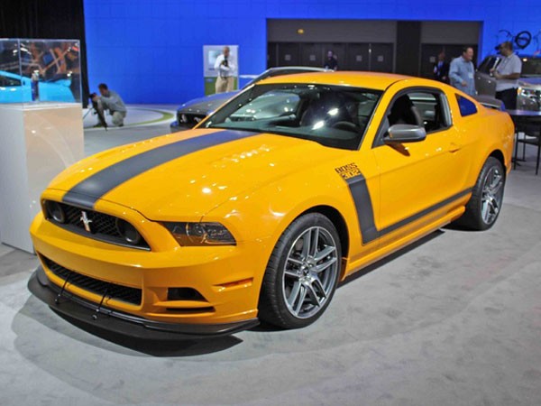 La Auto Show: 2013 Ford Mustang Boss 302 Hầm Hố