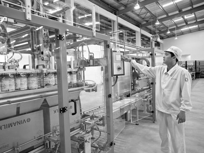 Vinamilk vận hành siêu nhà máy sữa bột hiện đại nhất châu Á