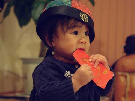 Nữ đại gia vung tiền sắm nhà cho con gái 2 tuổi