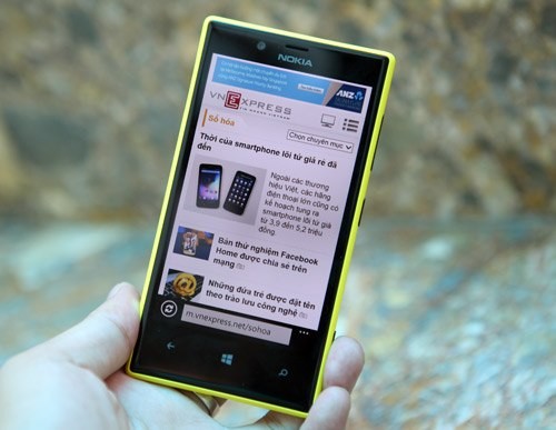 'Đập hộp' Nokia Lumia 720 vừa bán tại Việt Nam