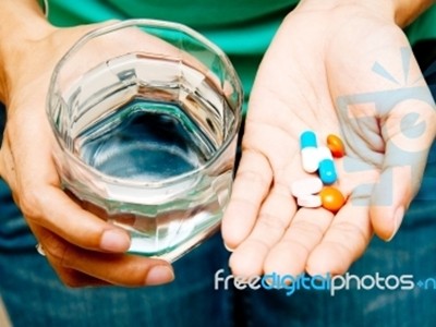 Thuốc kháng sinh kỵ… nước có ga