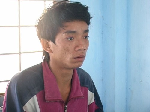 Cha ném chết con vì quấy khóc
