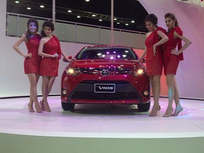 Toyota Vios 2013 ra mắt tại Thái Lan