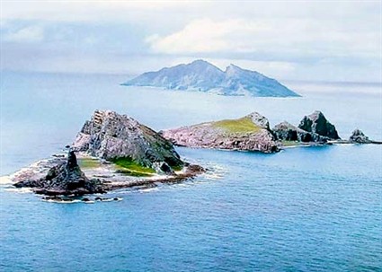 Quần đảo Nhật gọi là Senkaku trong khi Trung Quốc gọi là Điếu Ngư.