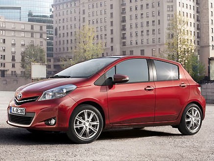 Toyota báo giá xe Yaris 2012  Báo Dân trí