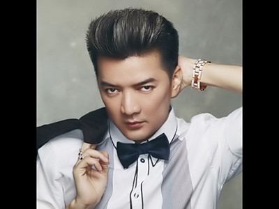 Đàm Vĩnh Hưng vẫn nổ như pháo