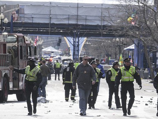 Truy lùng nghi can đánh bom khủng bố Boston