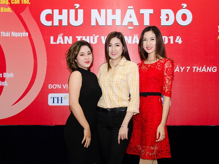 Ngọc Hân, Tú Anh dự họp báo Chủ Nhật Đỏ 2014
